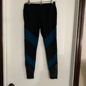 Zella Black and Teal